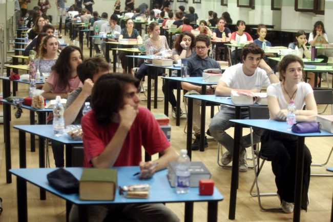 MATURITÀ, IL 62% DEI CANDIDATI HA PRESO UN VOTO SUPERIORE A 70