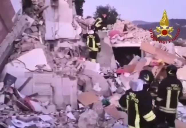 ESPLODE UNA PALAZZINA ALL'ISOLA D'ELBA, UN MORTO E UN DISPERSO
