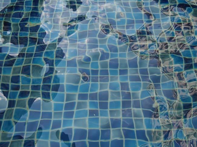 POZZUOLI, BIMBO DI 4 ANNI ANNEGA IN PISCINA DURANTE UNA FESTA DI NOZZE