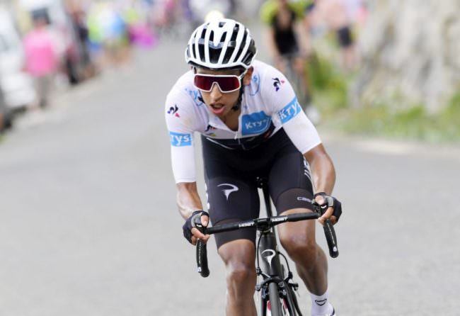 TAPPA ACCORCIATA PER IL MALTEMPO, BERNAL E' LA NUOVA MAGLIA GIALLA