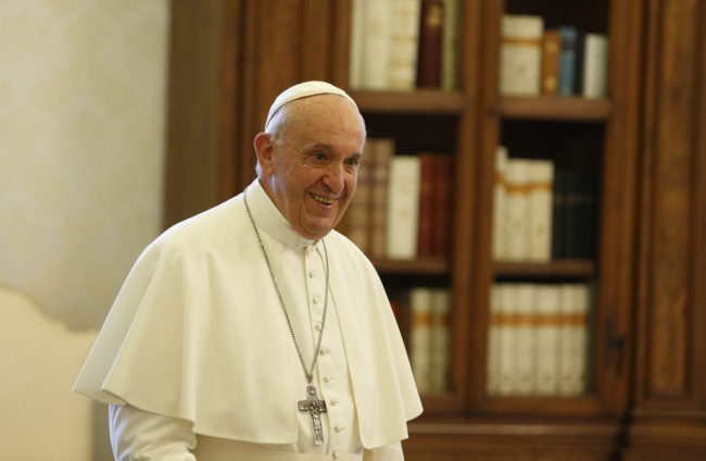 IL PAPA RICORDA VITTIME DEL NAUFRAGIO NEL MEDITERRANEO, “AGIRE SUBITO”