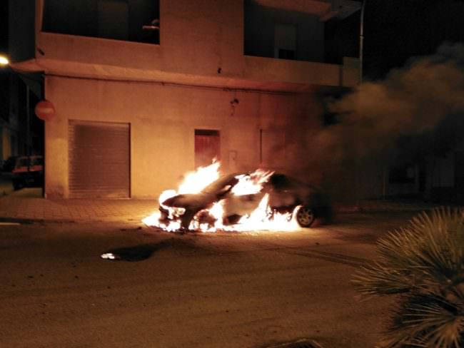 DUE ATTENTATI INCENDIARI NEL NUORESE