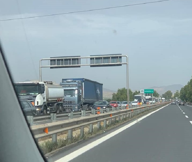 “Inferno” sulla A29 direzione Punta Raisi, automobilisti bloccati da ore