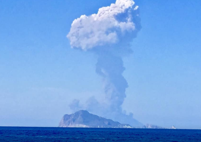 Stromboli, gli ultimi aggiornamenti dall’isola: emergenza rientrata, ma resta alta la tensione
