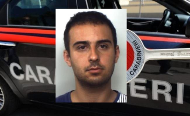 Acireale, minacciava di licenziare i dipendenti e li costringeva a restituirgli parte della paga: titolare 31enne ai domiciliari