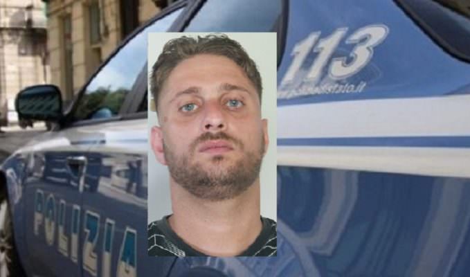 “Piazza di spaccio” nel rione Cappuccini: Orazio Campagna finisce in manette, il complice scappa