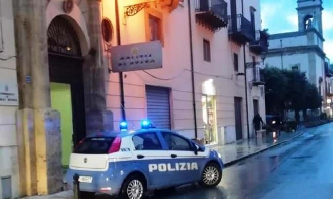 Ispettori in azione per verificare presunte infiltrazioni mafiose nel Comune di Partinico