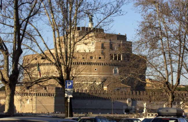 ROMA, NUOVA ILLUMINAZIONE PER CASTEL SANT'ANGELO