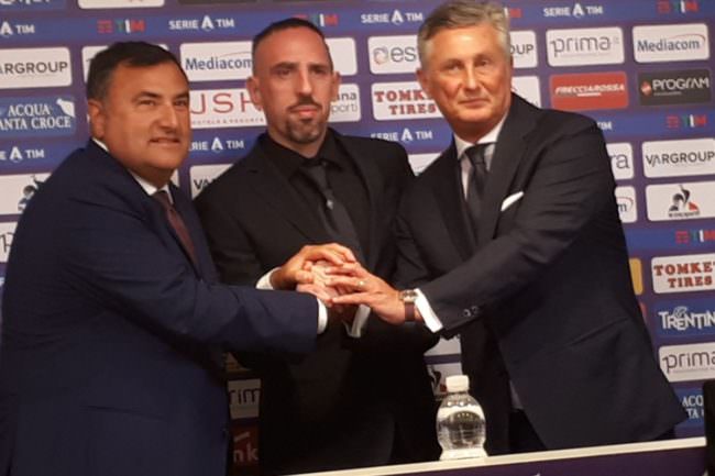 RIBERY SI PRESENTA “POSSO AIUTARE CHIESA A CRESCERE”