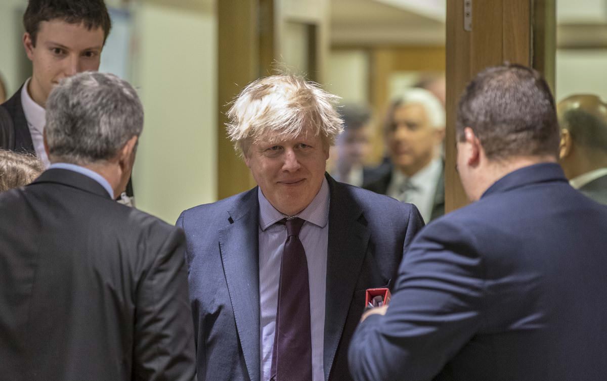 BREXIT, JOHNSON VUOLE STOP PARLAMENTO FINO A OTTOBRE, CAOS NO DEAL