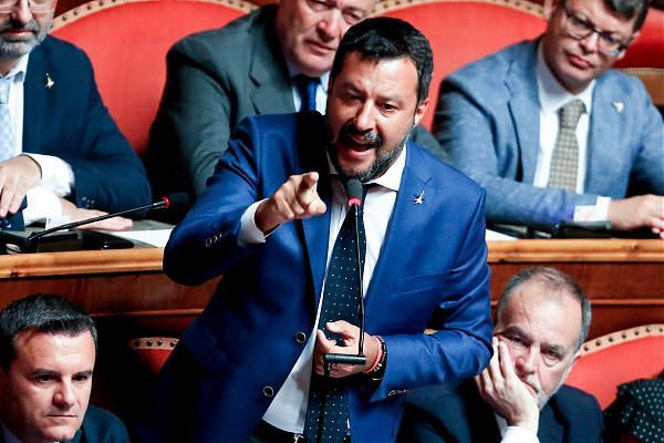 SALVINI “DA PD E M5S UN FURTO DI DEMOCRAZIA”