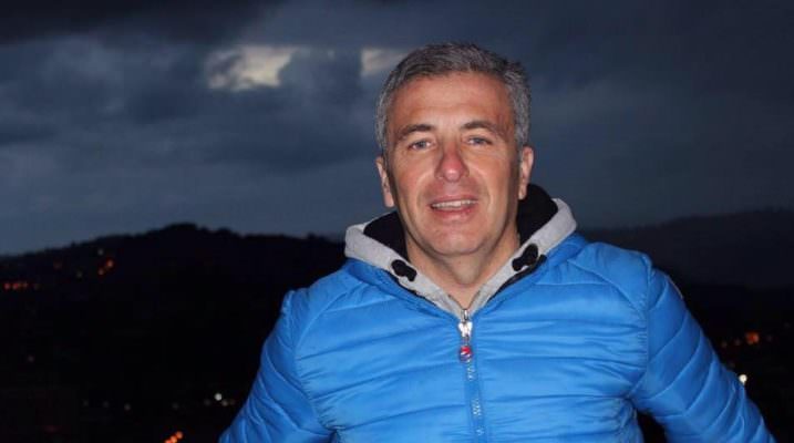 Donna tenta il suicidio ma viene salvata da un agente fuori servizio
