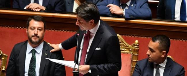 Crisi di governo, Conte annuncia le sue dimissioni: “Finisce qui”