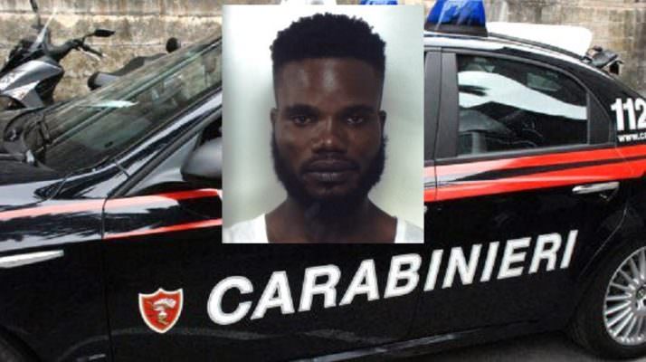 Panico sul treno Catania-Messina: 34enne senza biglietto minaccia il controllore con un paio di forbici