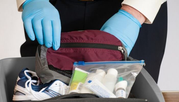 Serie di furti all’aeroporto di Catania, dipendente rubava oggetti e banconote dai bagagli da imbarcare