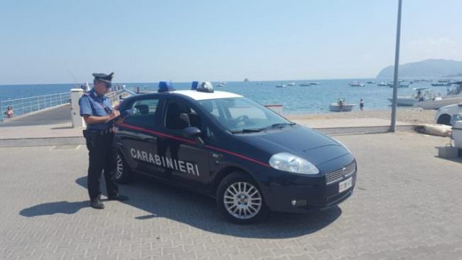 Pesce congelato spacciato per fresco, nel mirino il titolare di una struttura alberghiera del lungomare