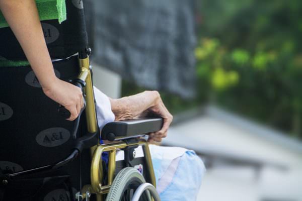 Ispezioni in 11 case di cura, Razza: “Buona la prima, siamo soddisfatti”
