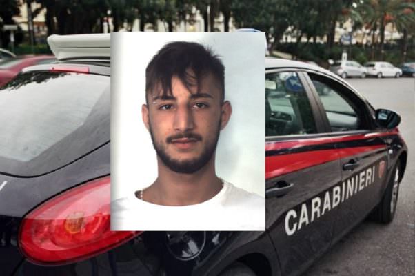 Passeggia indisturbato per Catania nonostante gli arresti domiciliari: in manette Denny Alfio Mascali