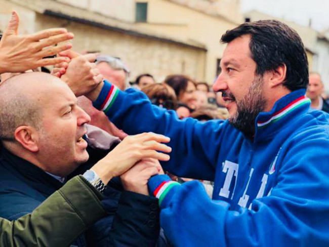 SALVINI “PER NUOVA LEGGE FORNERO DOVRANNO PASSARE SUI NOSTRI CORPI”