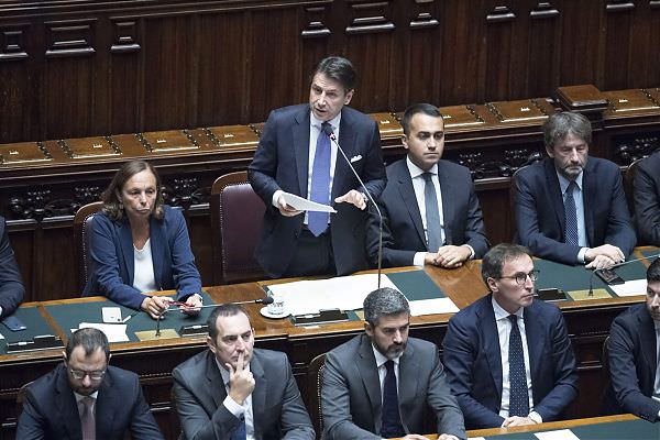 TENSIONE CONTE-LEGA ALLA CAMERA, IL PREMIER “COSTITUZIONE VALE ANCORA”