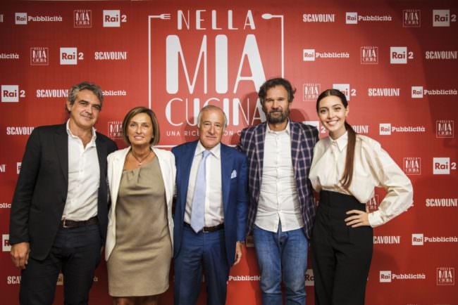 CARLO CRACCO TORNA IN TV CON IL COOKING SHOW “NELLA MIA CUCINA”
