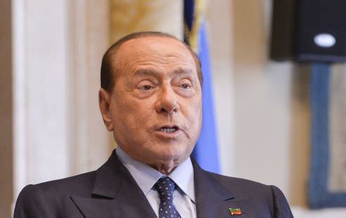 BERLUSCONI “CHI LAVORA PER SOSTEGNO DEL CONTE BIS E' FUORI DA FI”