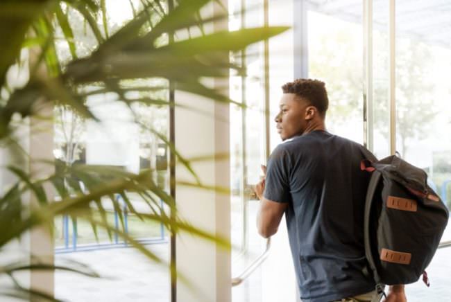 IN LOMBARDIA SEMPRE PIÙ STUDENTI STRANIERI, 4 SU 10 SONO ASIATICI