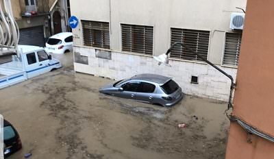 Sicilia nella morsa del maltempo, inizia la conta dei danni: violenti temporali in corso – FOTO e VIDEO