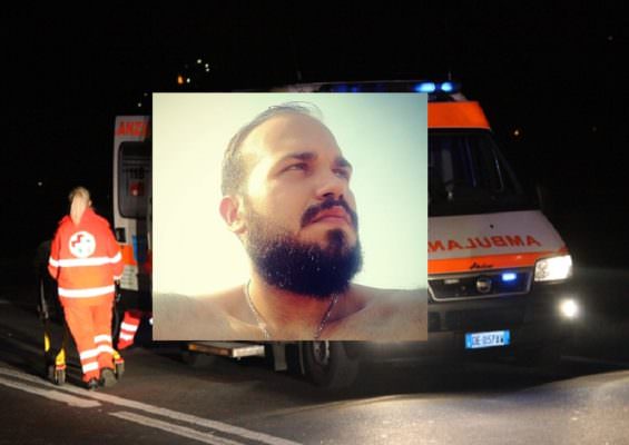 Tragedia nella notte, esce di strada e si ribalta con l’auto: la vittima è il 24enne Angelo Macaluso