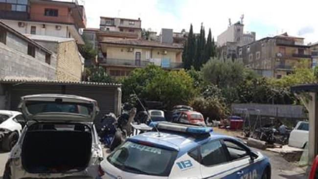 Librino, blitz in un autocarrozzeria: dipendenti senza contratto, bagno fatiscente e criticità