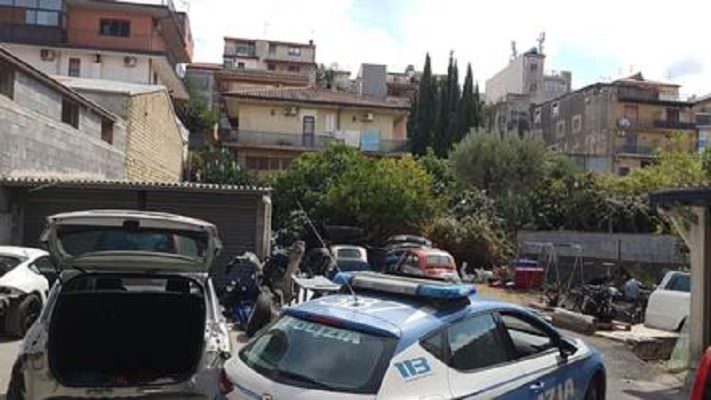 Librino, blitz in un autocarrozzeria: dipendenti senza contratto, bagno fatiscente e criticità