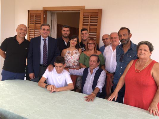 Tony Sperandeo incontra giovane fan disabile, Rizzo: “Grande sensibilità e disponibilità”