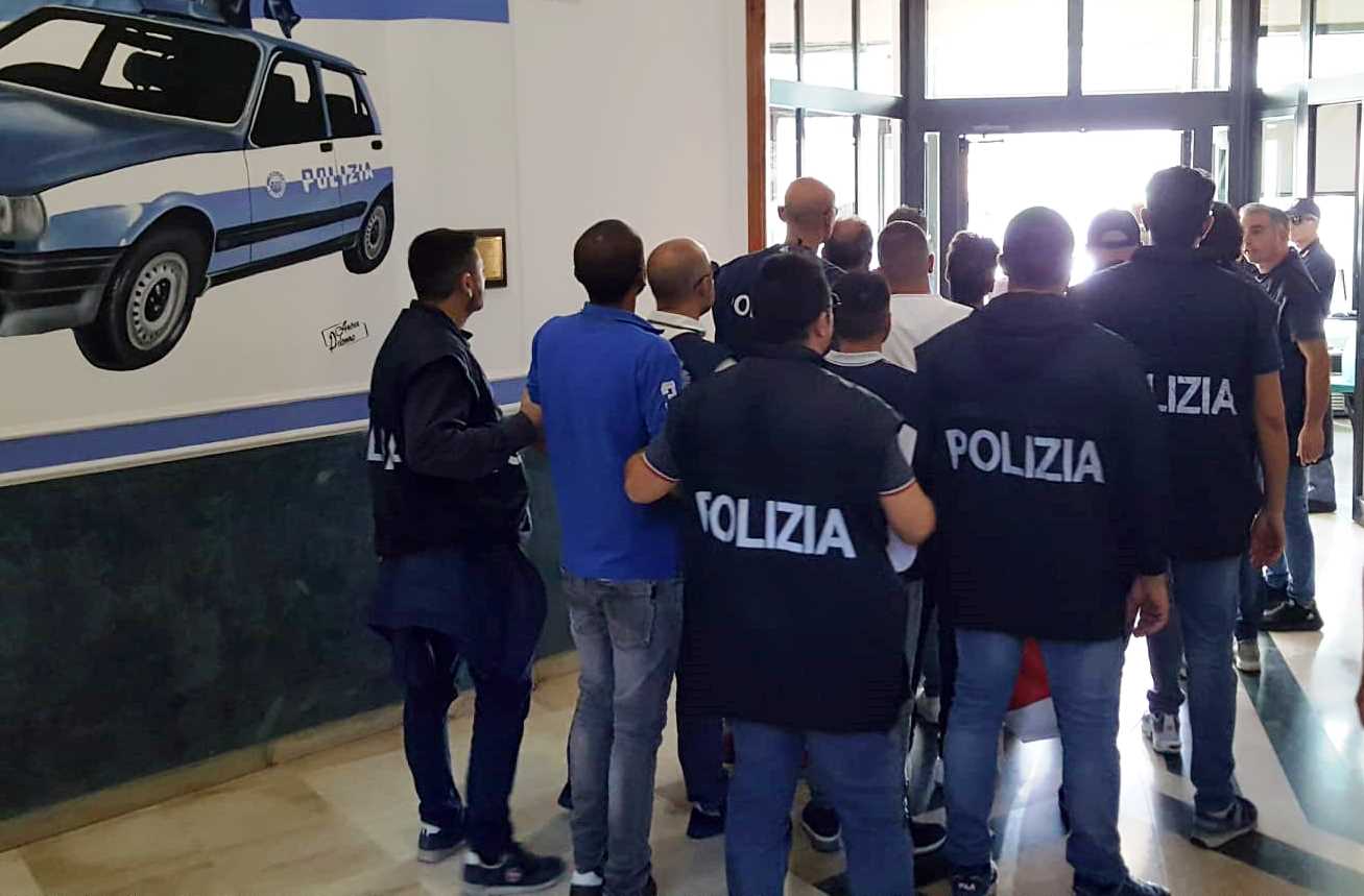 Operazione “Stella Cadente”, “Stidda” sotto scacco: 35 persone in manette e 2 ricercate – NOMI e VIDEO