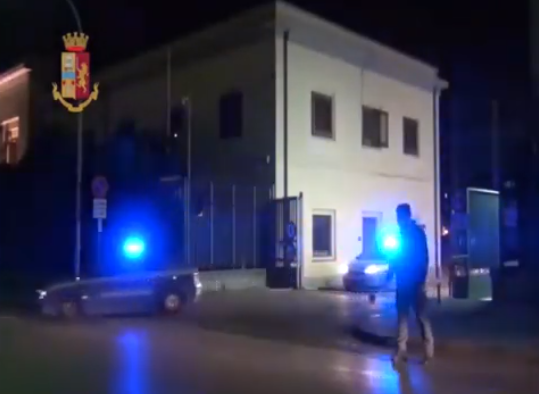 Operazione antidroga a Borgo Vecchio, decine di arresti per spaccio di hashish e marijuana – VIDEO
