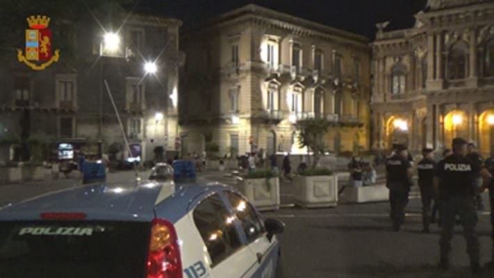Catania, controlli nei locali della movida: sanzioni per migliaia di euro