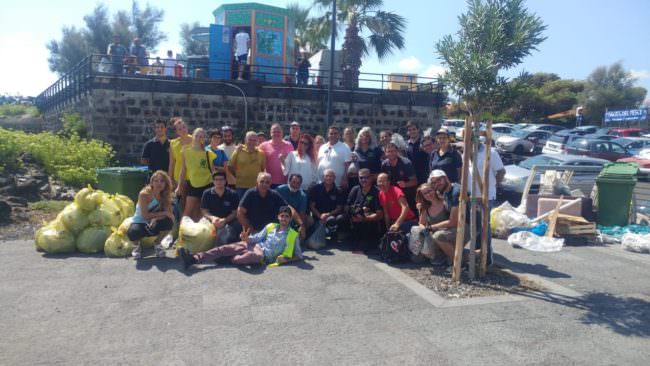 Festeggiamenti della “Bammina” di Ognina, pulizia straordinaria della Dusty – FOTO