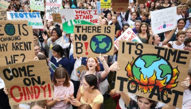 Sciopero Mondiale del Clima: a Catania corteo con partecipazione di scuole e sindacati