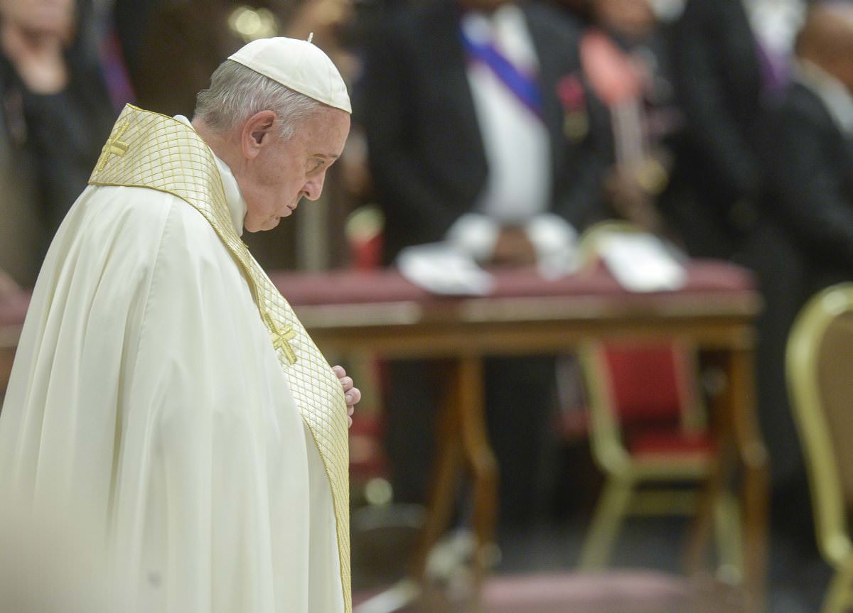 Coronavirus in Vaticano, 6 persone positive: non sarebbe coinvolto il Papa