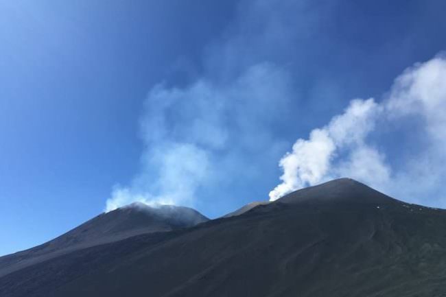 CESSATA L'EMERGENZA CENERE SULL'ETNA, RIAPRE SPAZIO AEREO