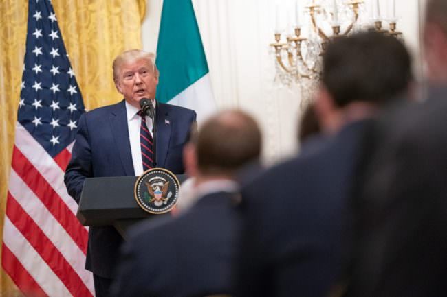 TRUMP “L'IMPEACHMENT E' UN LINCIAGGIO”