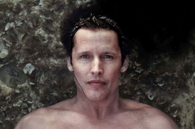 JAMES BLUNT TORNA CON “ONCE UPON A MIND”, TRE DATE IN ITALIA A MARZO
