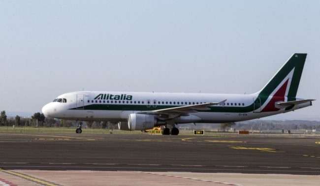 ALITALIA, NUOVA PROROGA PER L'OFFERTA