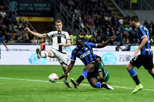 INTER FALLISCE OPERAZIONE SORPASSO, 2-2 A SAN SIRO CON IL PARMA