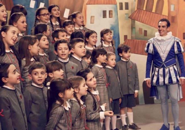 “I RAGAZZI DELLO ZECCHINO D'ORO”, SU RAI1 TORNA IL MAGO ZURLÌ