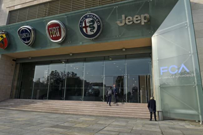 FCA E PSA CONFERMANO TRATTIVA SU EVENTUALE FUSIONE