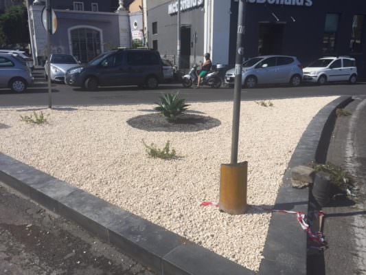 Un nuovo volto per le strade catanesi: avviati interventi di riqualificazione e ripulitura