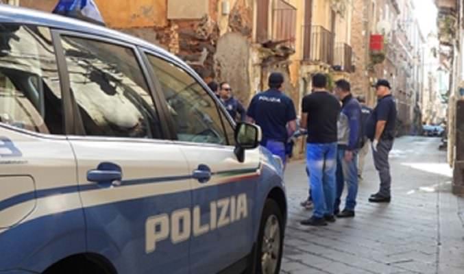 Blitz antidroga nel quartiere catanese di San Berillo vecchio: 13 soggetti coinvolti