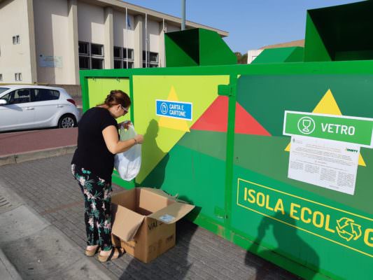 Catania, “Tolleranza zero” per la questione rifiuti: Dusty prende iniziative per ripulire la città