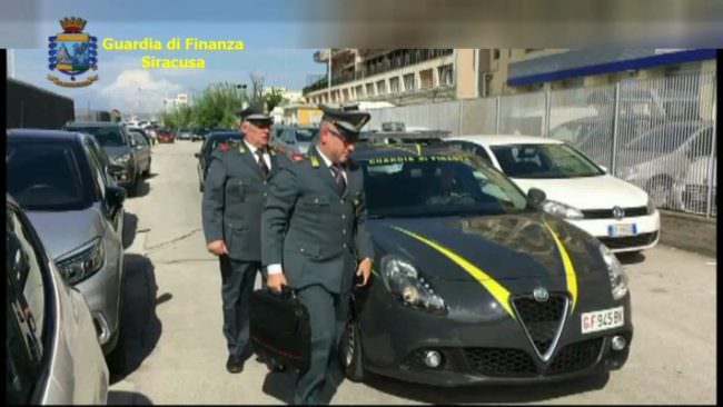 Supermarket con lavoratori “in nero” nel Siracusano, due dipendenti percepivano il reddito di cittadinanza