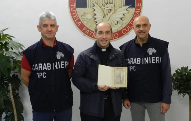 Restituito libro di 439 anni fa rubato nel 1987: bolla Papale prevede la scomunica dei ladri